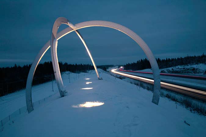 Toikka Highway 75 sculpture in the evening.