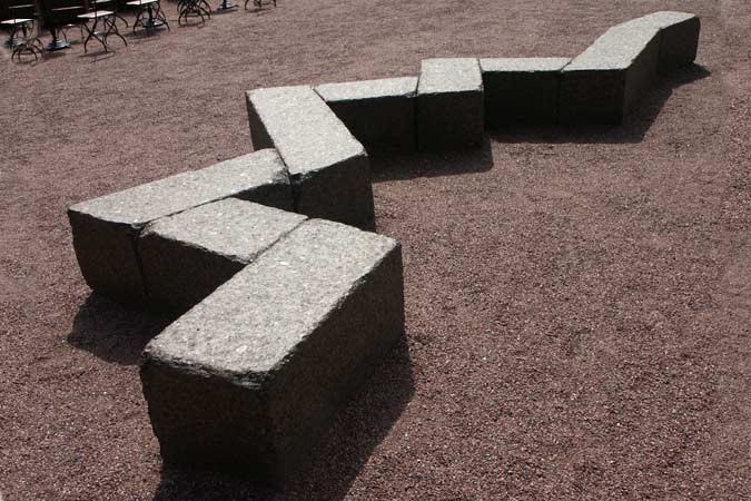 TOIKKA sculpture 09.